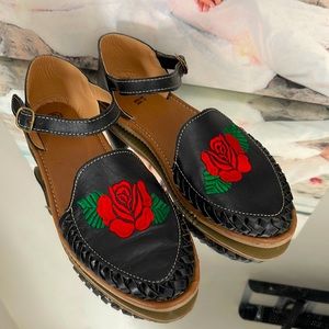 Mexican Rose Huaraches